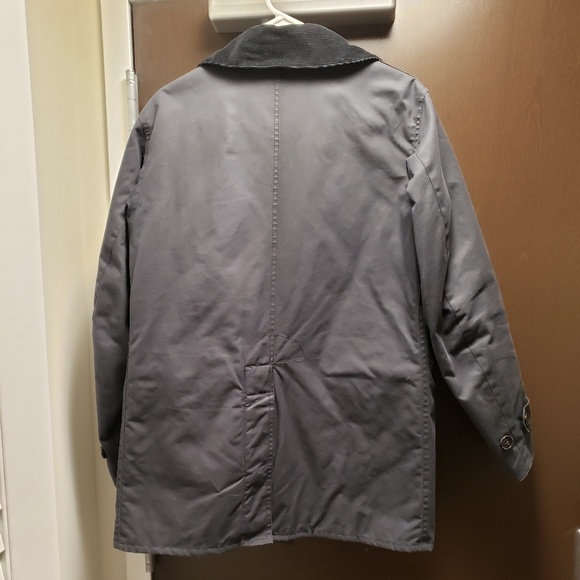 Barbour Classic Tartan Jacket - Picture 2 of 5